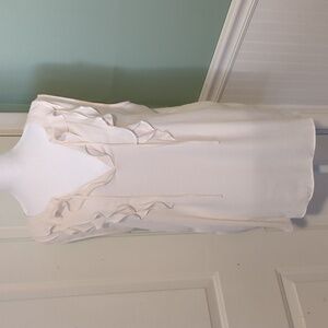 Ann Taylor LOFT large sleeveless fluttering tank top feminine off white